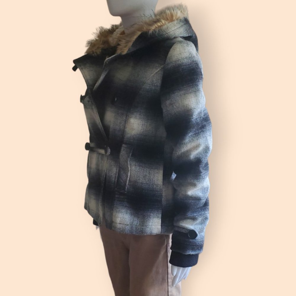 DOLLHOUSE Plaid Jacket / Coat – Black & White (Juniors Medium) - Picture 2 of 12